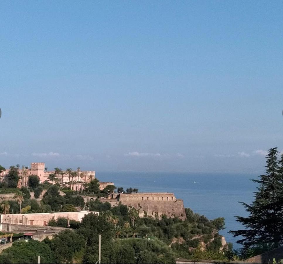 Vittoria Luxury Suite Vico Equense Bagian luar foto