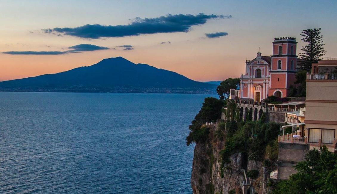 Vittoria Luxury Suite Vico Equense Bagian luar foto