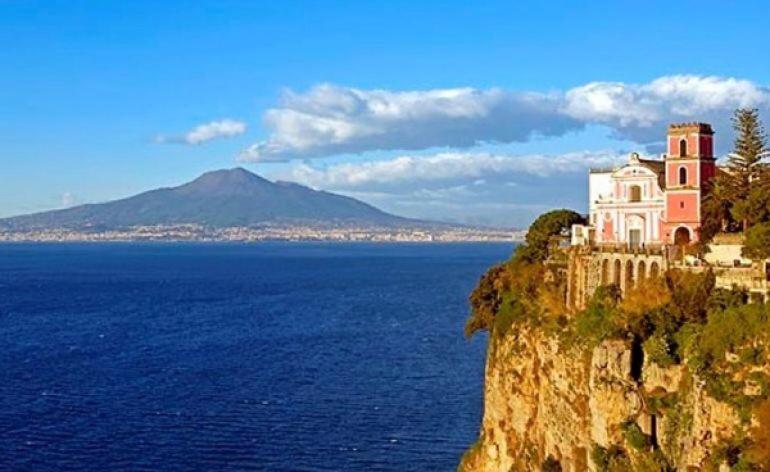 Vittoria Luxury Suite Vico Equense Bagian luar foto