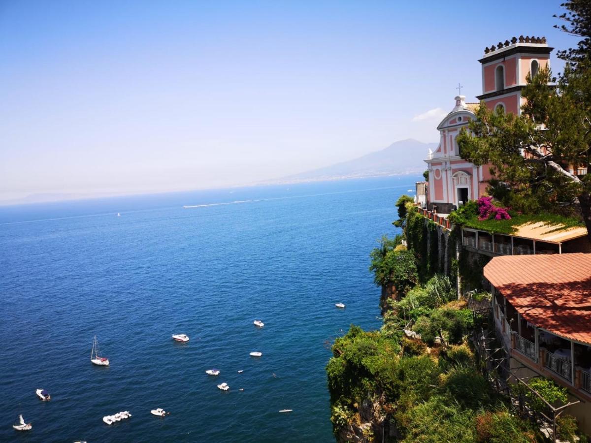 Vittoria Luxury Suite Vico Equense Bagian luar foto
