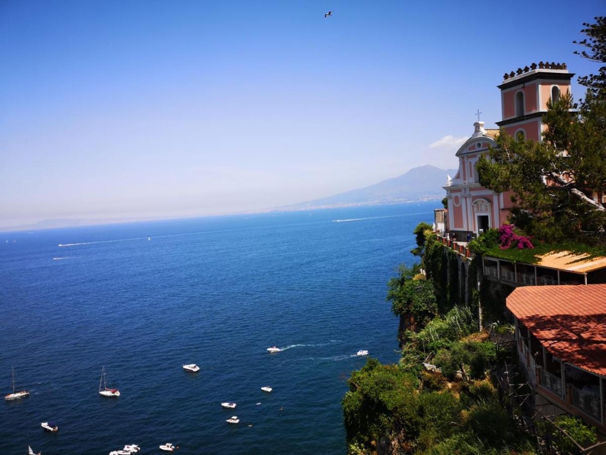 Vittoria Luxury Suite Vico Equense Bagian luar foto