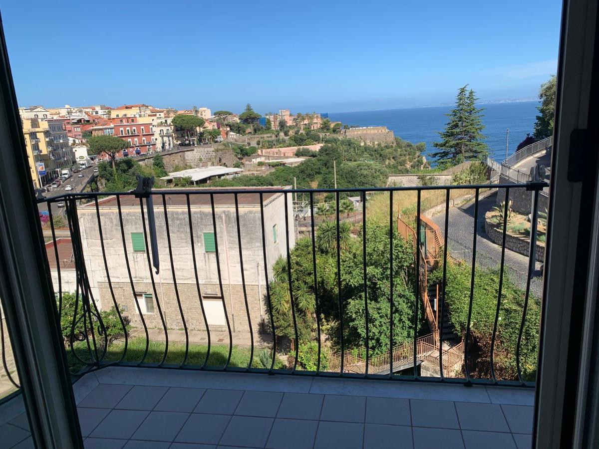 Vittoria Luxury Suite Vico Equense Bagian luar foto