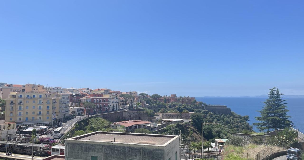 Vittoria Luxury Suite Vico Equense Bagian luar foto