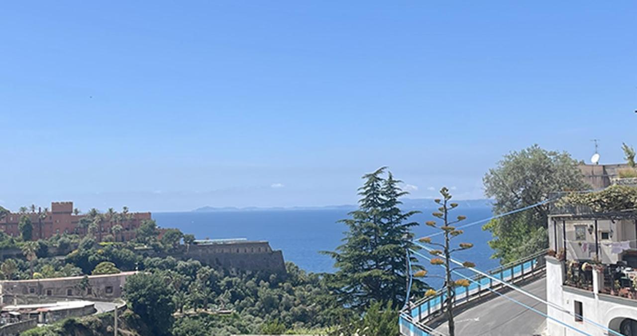 Vittoria Luxury Suite Vico Equense Bagian luar foto